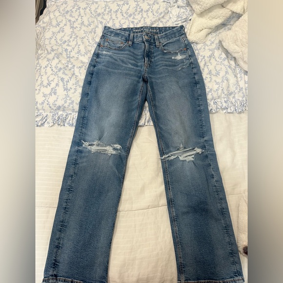 American Eagle Outfitters Denim - Women’s American Eagle Stretch Ripped Super High-Waisted Straight Jean